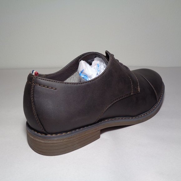 Izod Size 11 M IKE Gaucho Cap Toe New Lace Oxfords